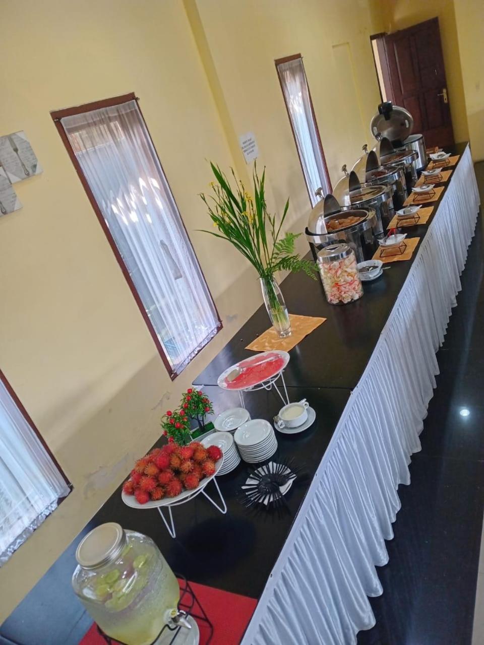 Bayak Hotel Bumdes Cipayung & Resort Ciguntur エクステリア 写真